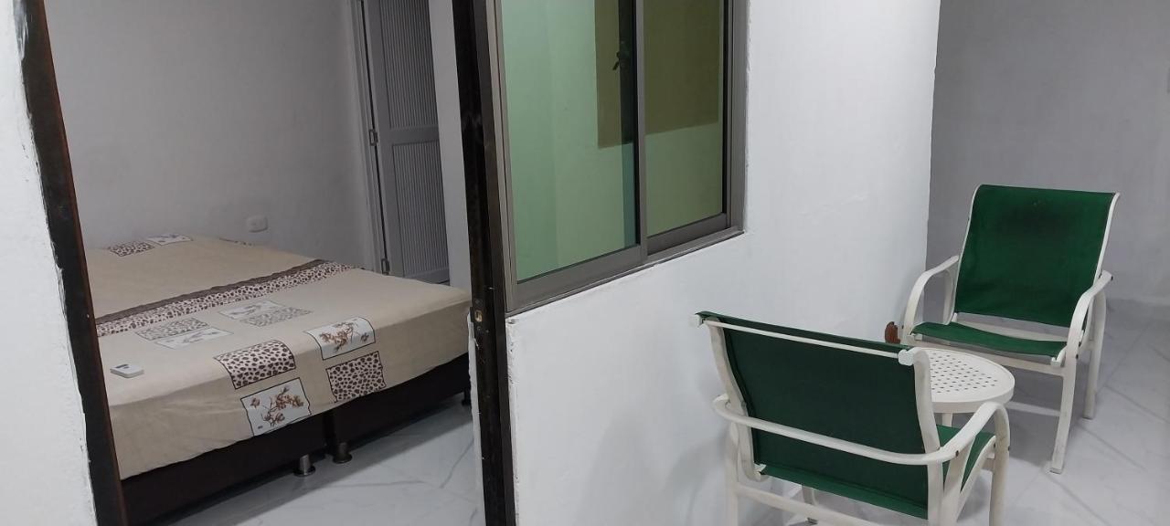 La Medellin Hostal Картахена Экстерьер фото