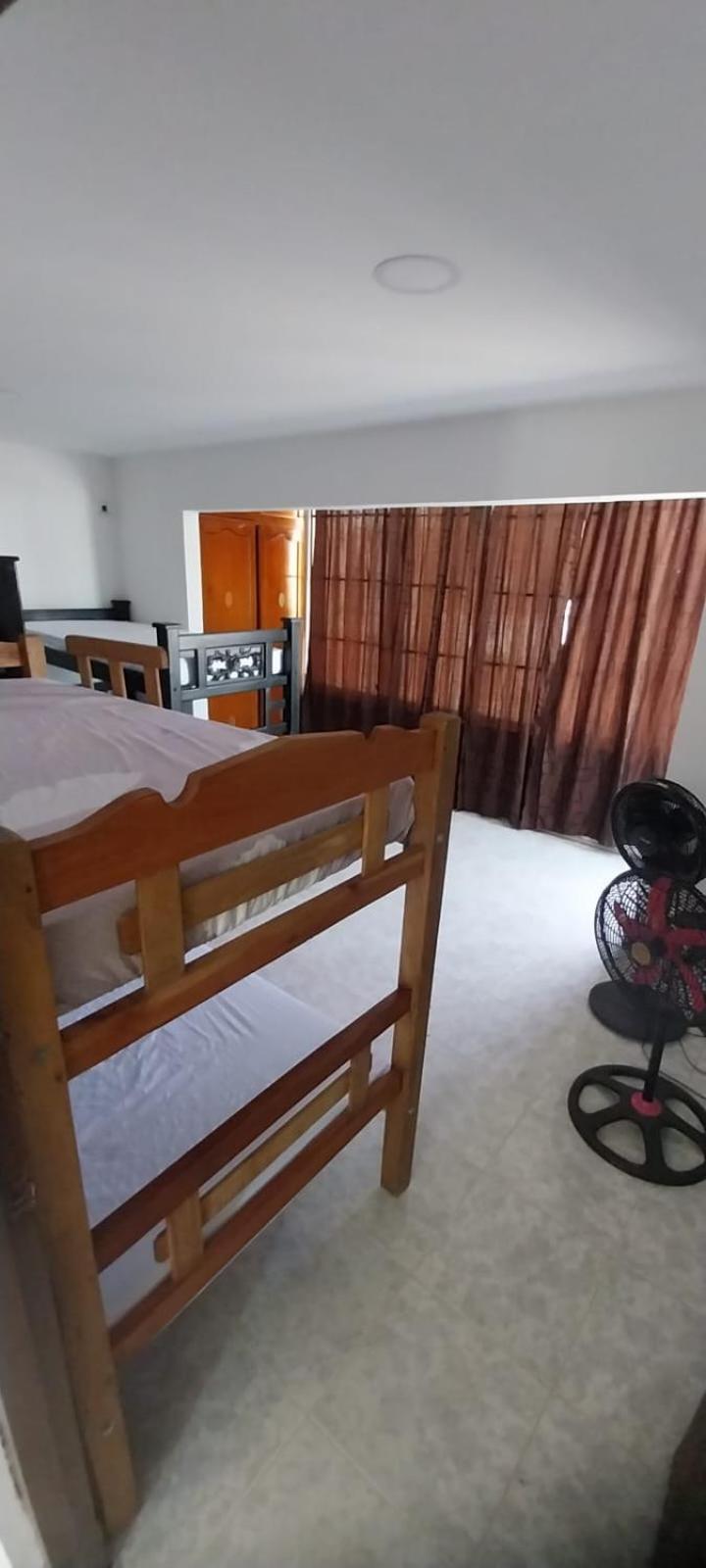 La Medellin Hostal Картахена Экстерьер фото