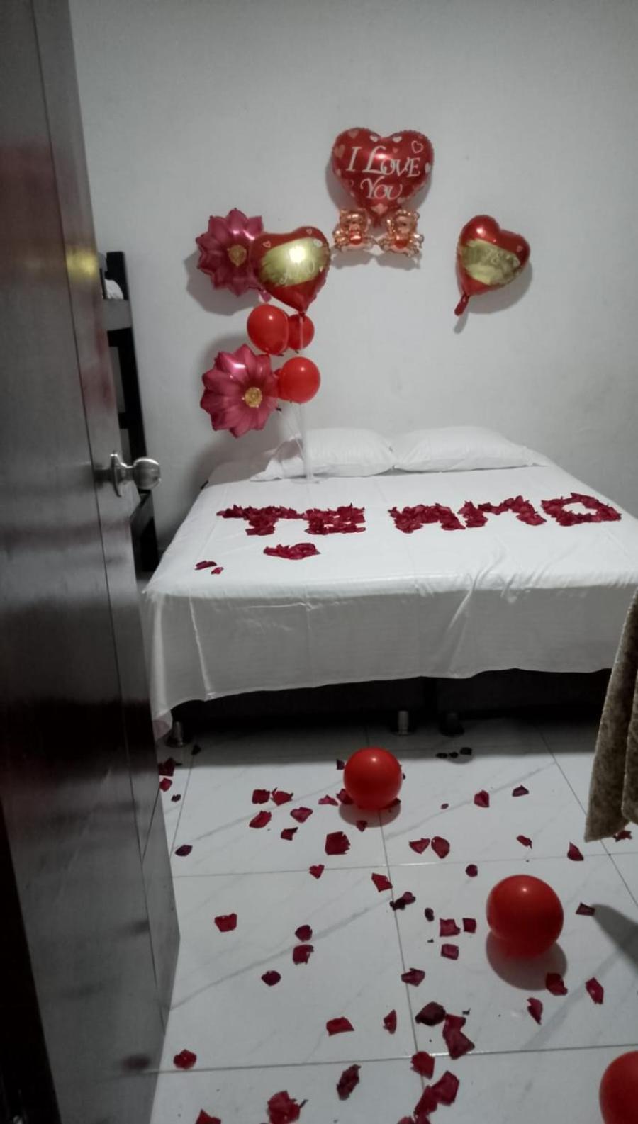 La Medellin Hostal Картахена Экстерьер фото
